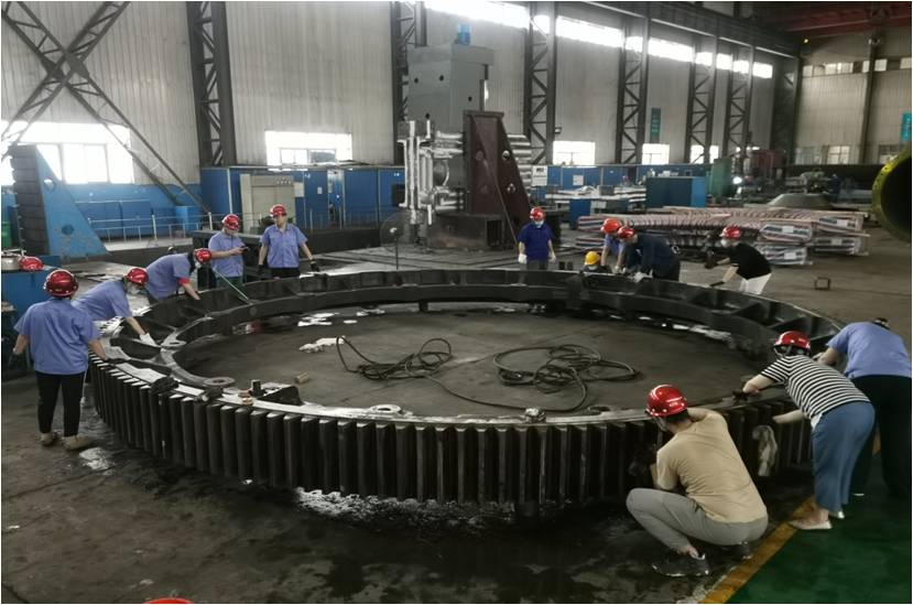 Working Together to Help the Girth Gear Delivery on Time